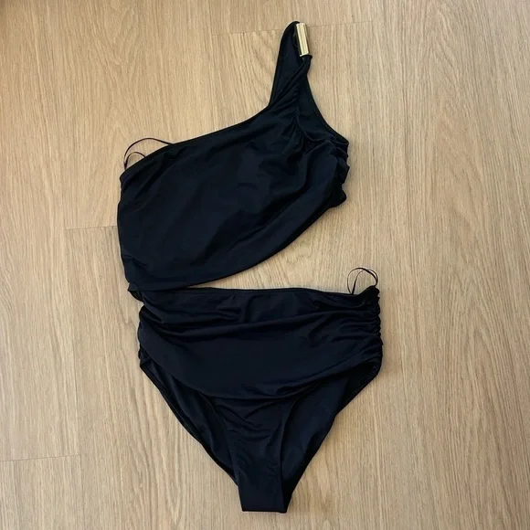 NWT Zara Cutout One Shoulder One Piece Swimsuit M - Picture 4 of 9